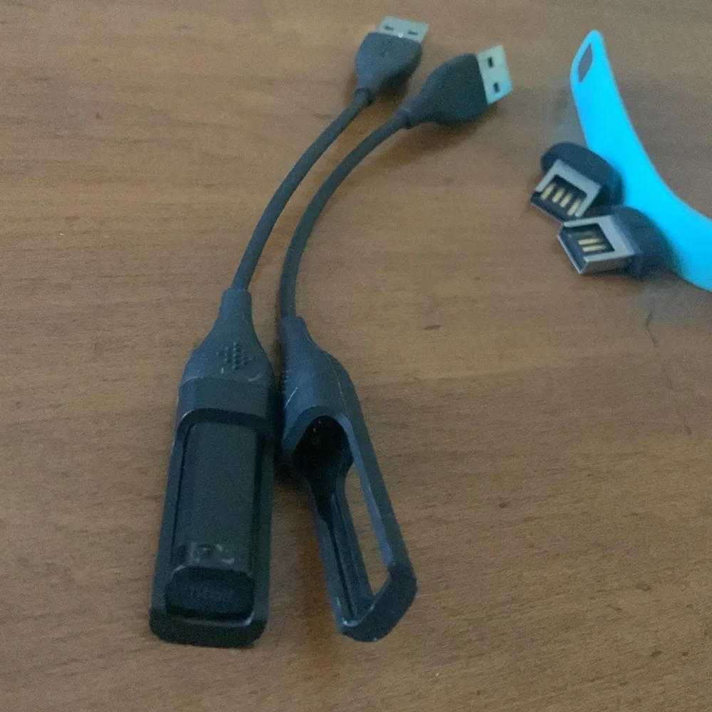 Original Fitbit Flex with 3 bands, 2 chargers and 2 dongles.